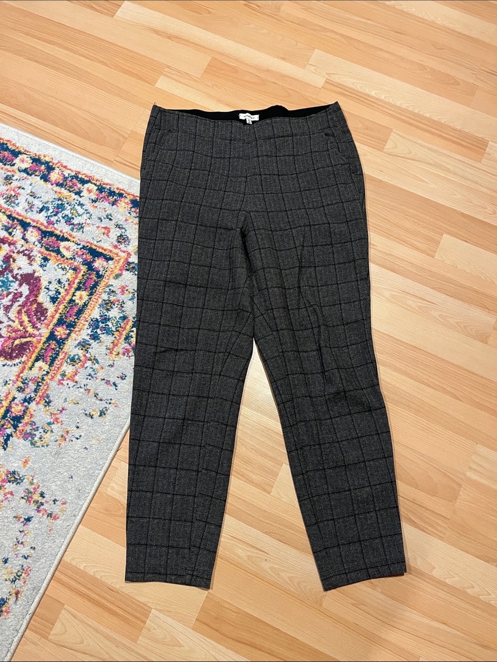 Max Studio Charcoal Plaid Straight-Leg Pants